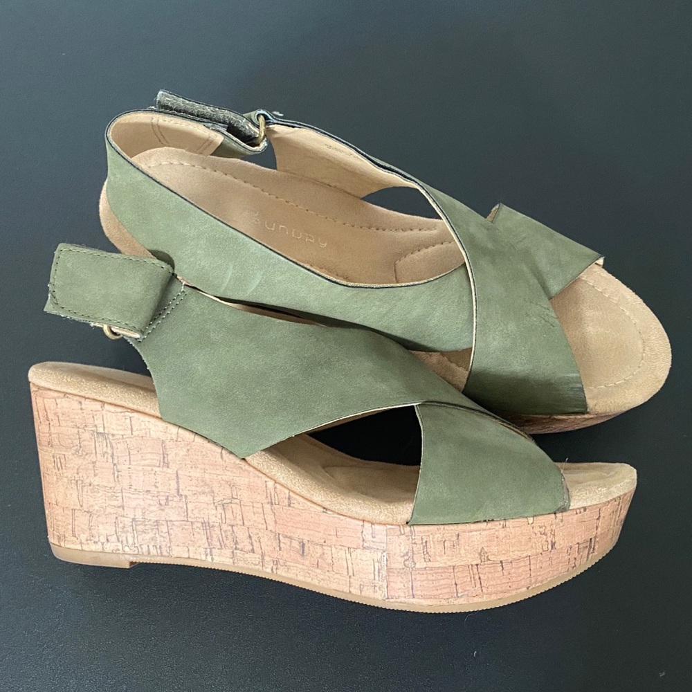Like New Olive Green Cork Wedges